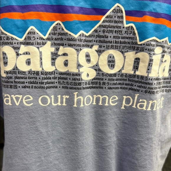 Patagonia blue  and Purple Short Sleeve Tee - Picture 5 of 6